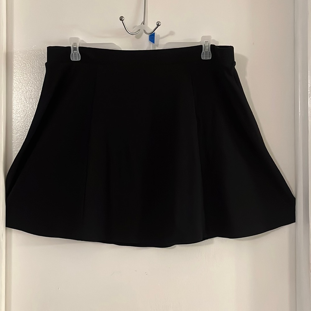 Forever 21 black skirt size 3x